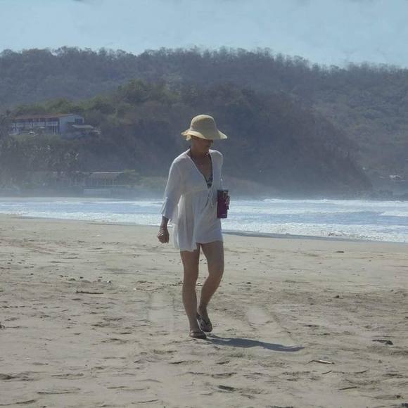 Meet your Posher, Eli - Picture 1 of 1